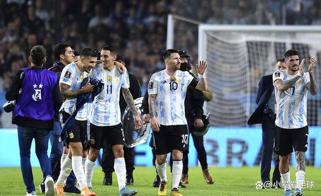 阿根廷力克墨西哥,范戴克统治全场 阿根廷力克墨西哥,范戴克统治全场