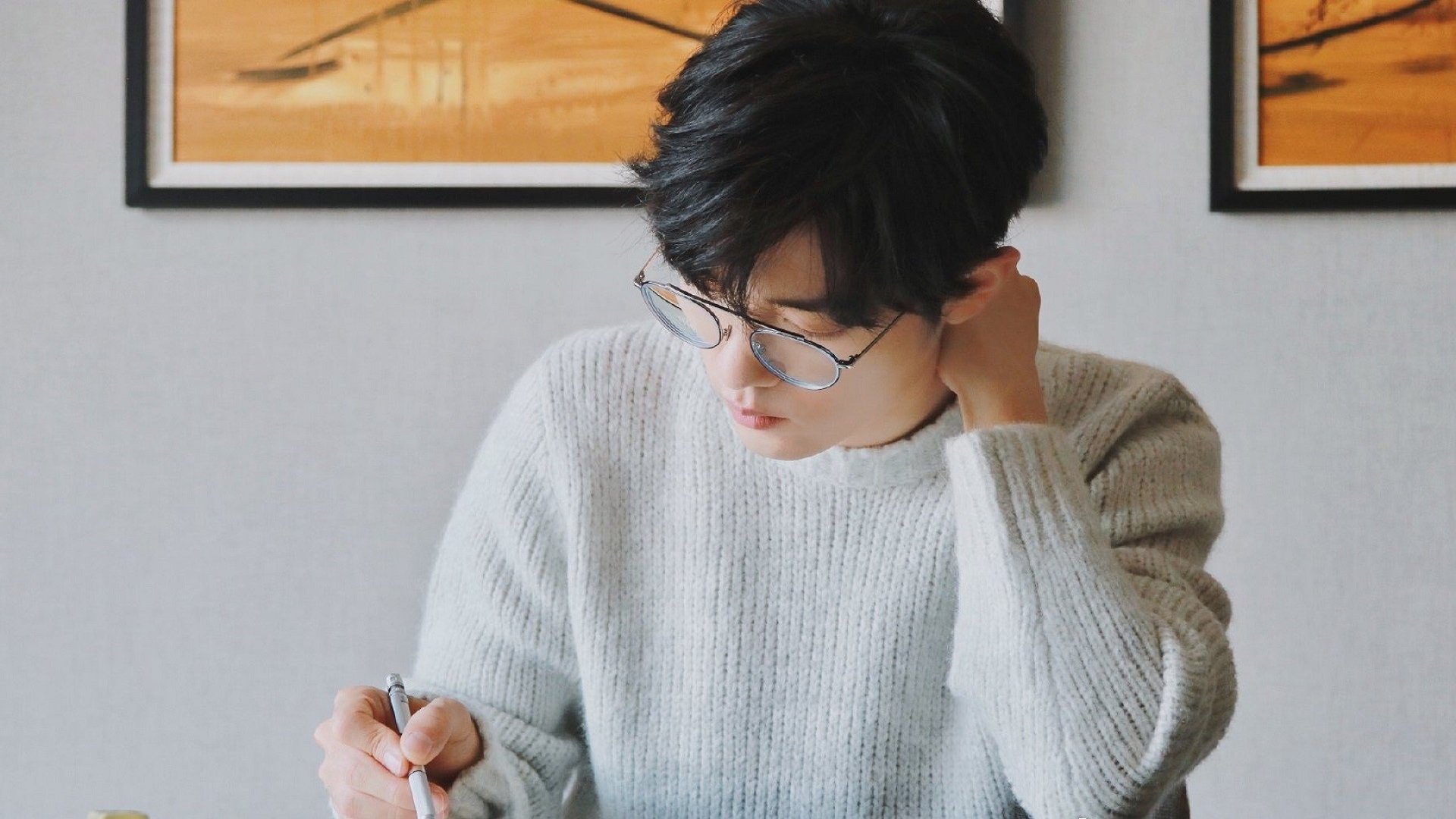 绿茵场上的节奏大师，从苏亚雷斯的掌控到芬兰鏖战塞维利亚的战术启示