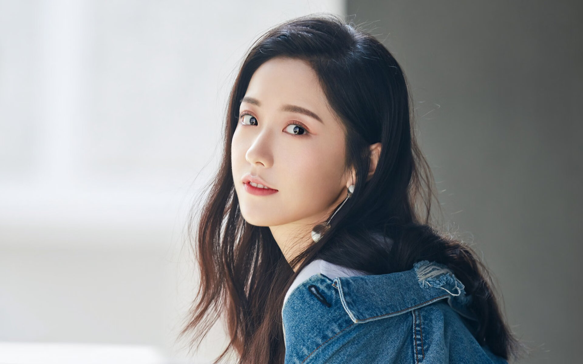 欧冠半决赛之夜,阿圭罗,球场隐秘的节奏统治者