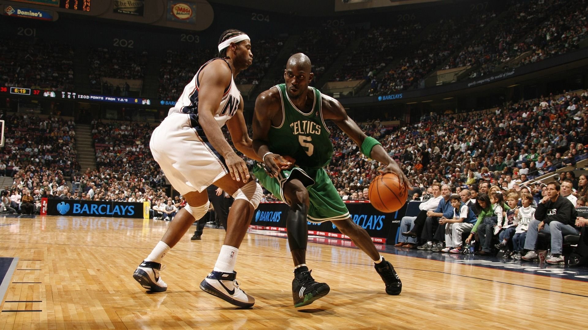 赛道上的数据魔术师，基米希在F1街道赛之夜的完美统治